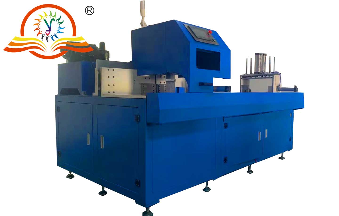 自動分離退刀的全自動高精密切鋁機，實現(xiàn)高端材料鋸切